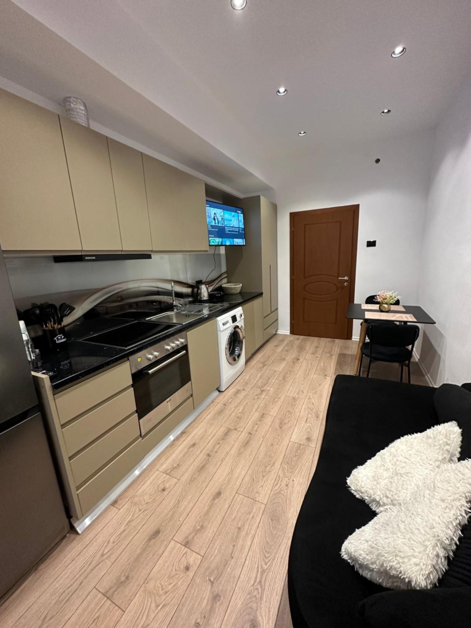 Heart Of Tirana Apartment Exterior photo